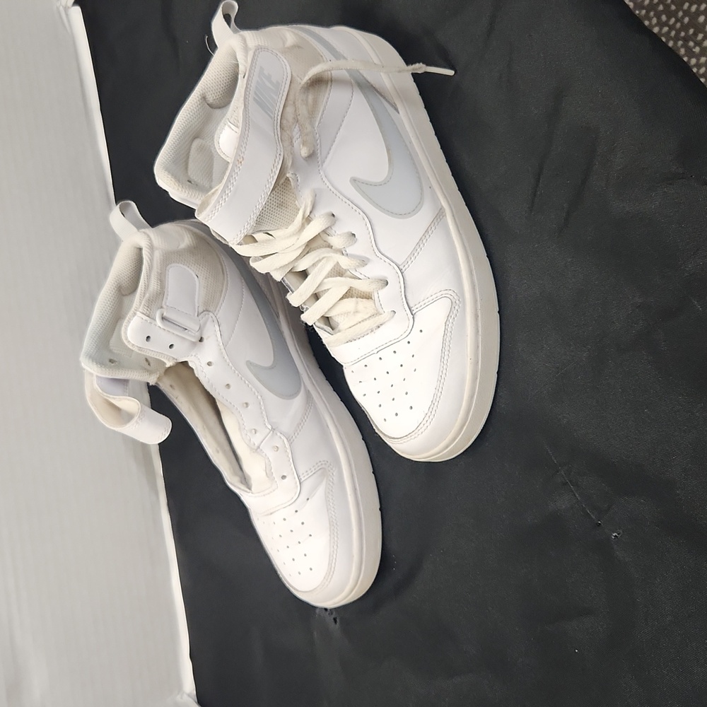 Nike high top